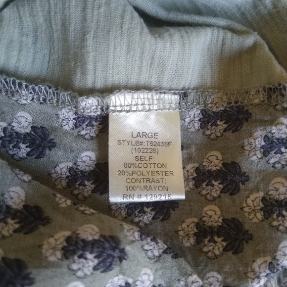 COMME TOI | Long Sleeve Top - Button Up Back - Picture 7 of 7